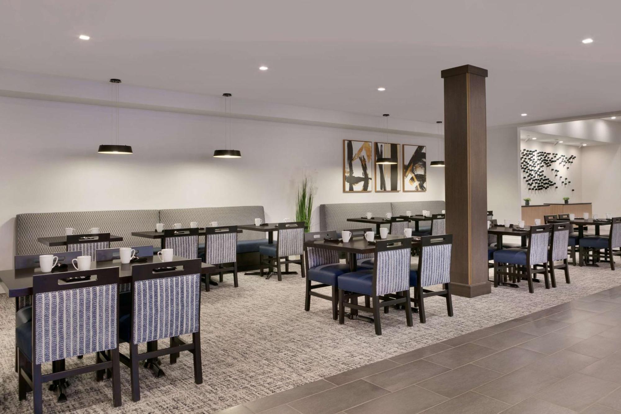 Doubletree By Hilton Canton Downtown Buitenkant foto